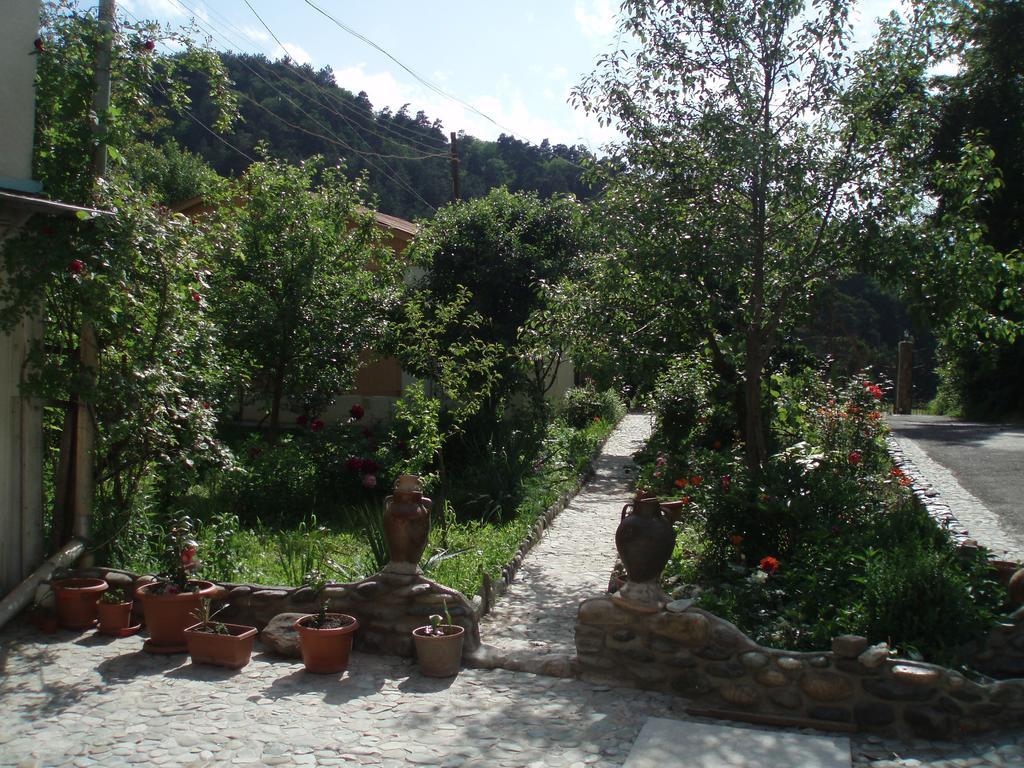 Nina B&B Dilijan Esterno foto